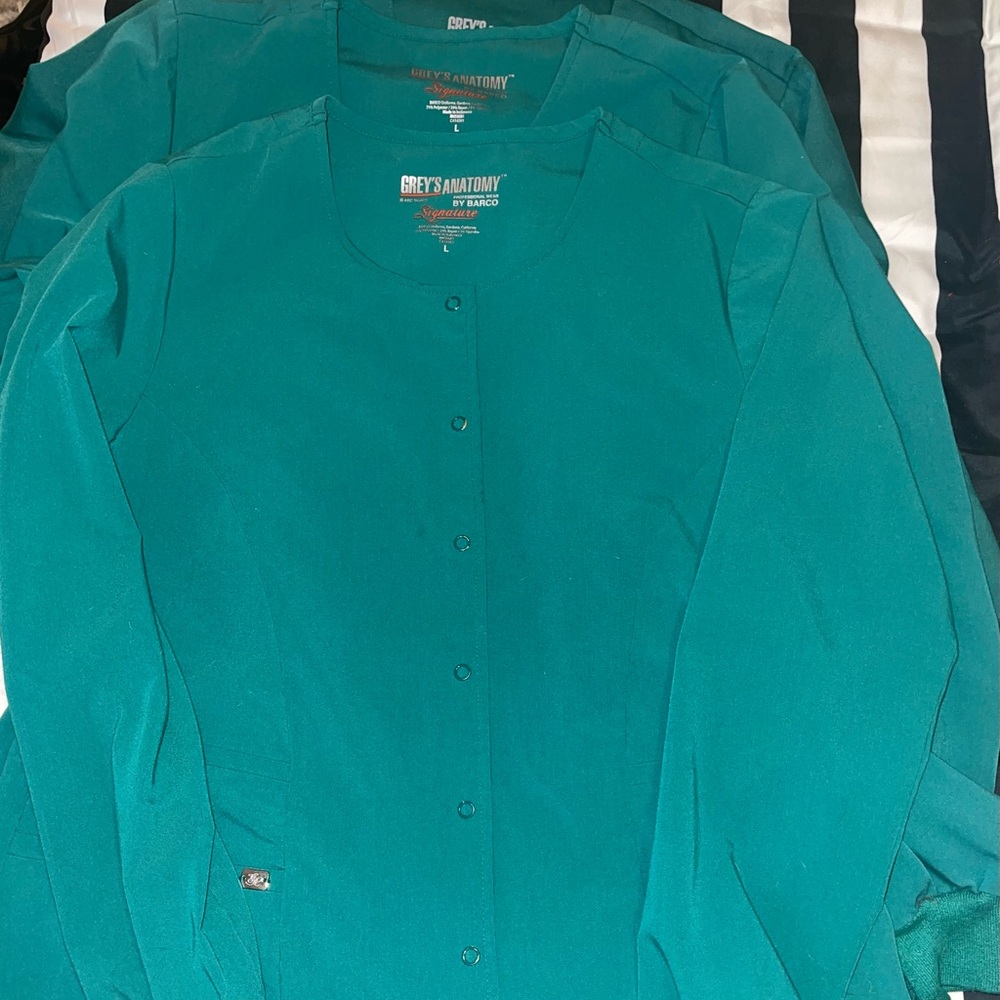 Scrub jackets